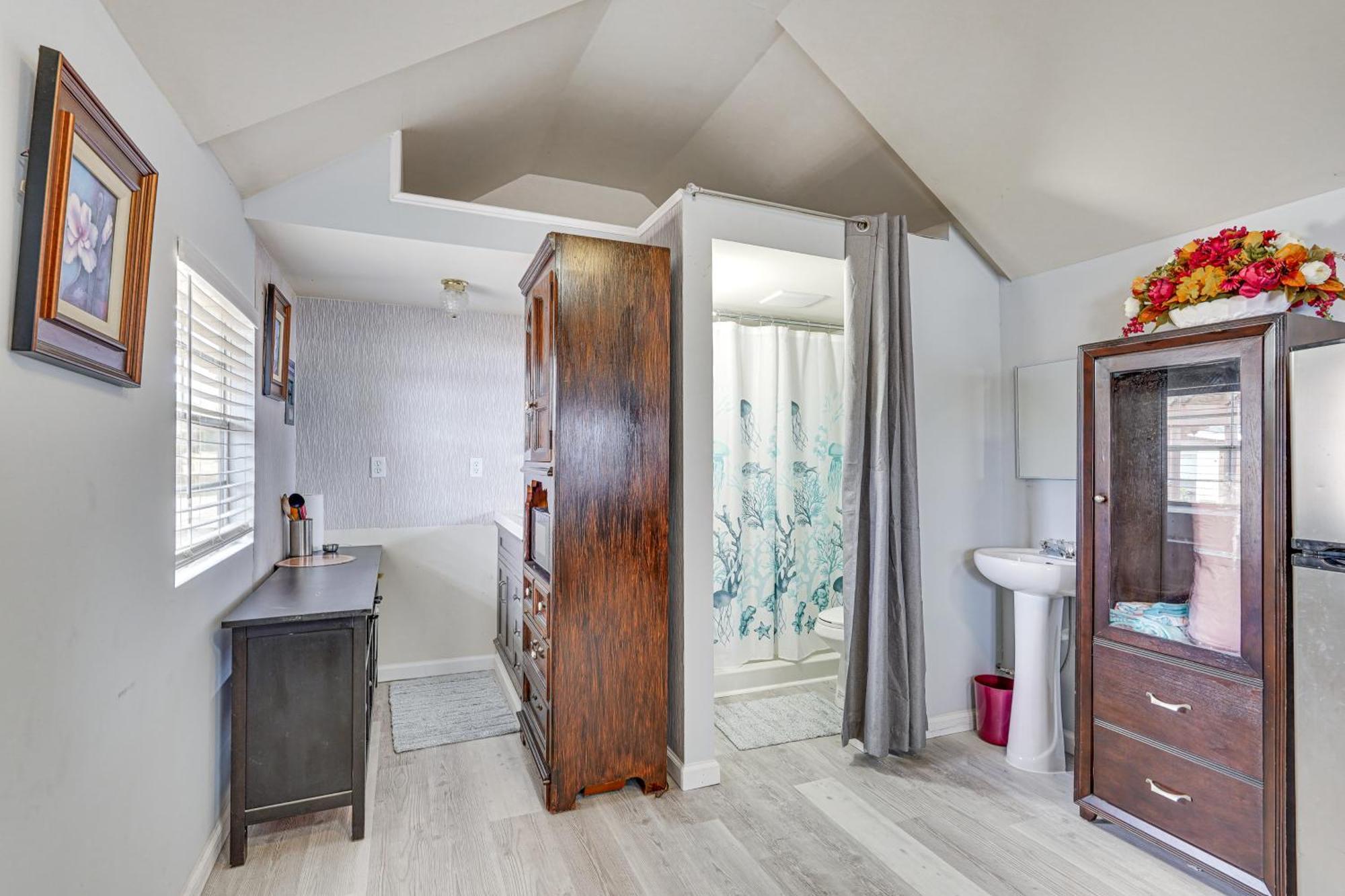 Lakefront Panama City Studio With Hot Tub Access Luaran gambar