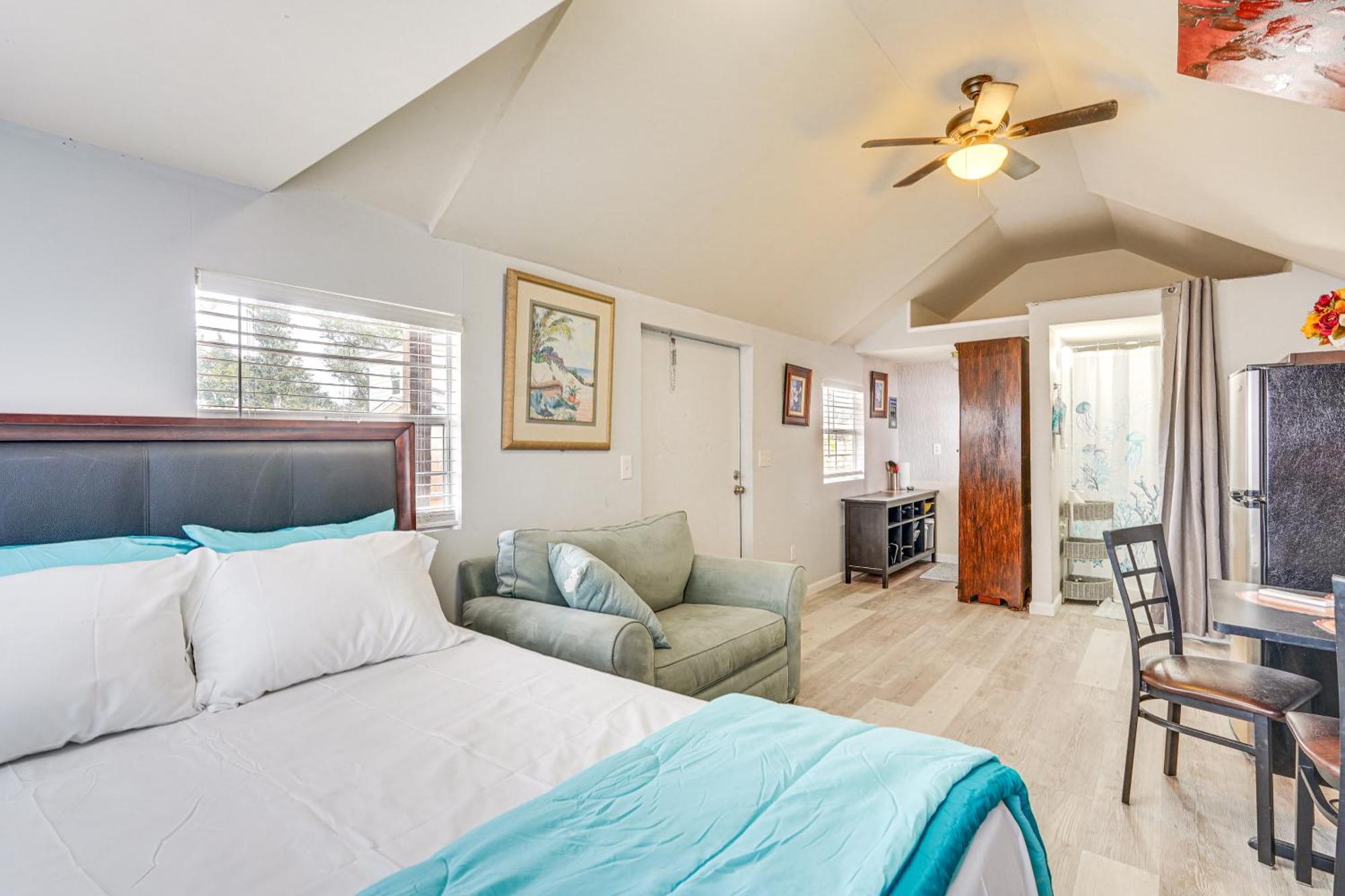 Lakefront Panama City Studio With Hot Tub Access Luaran gambar