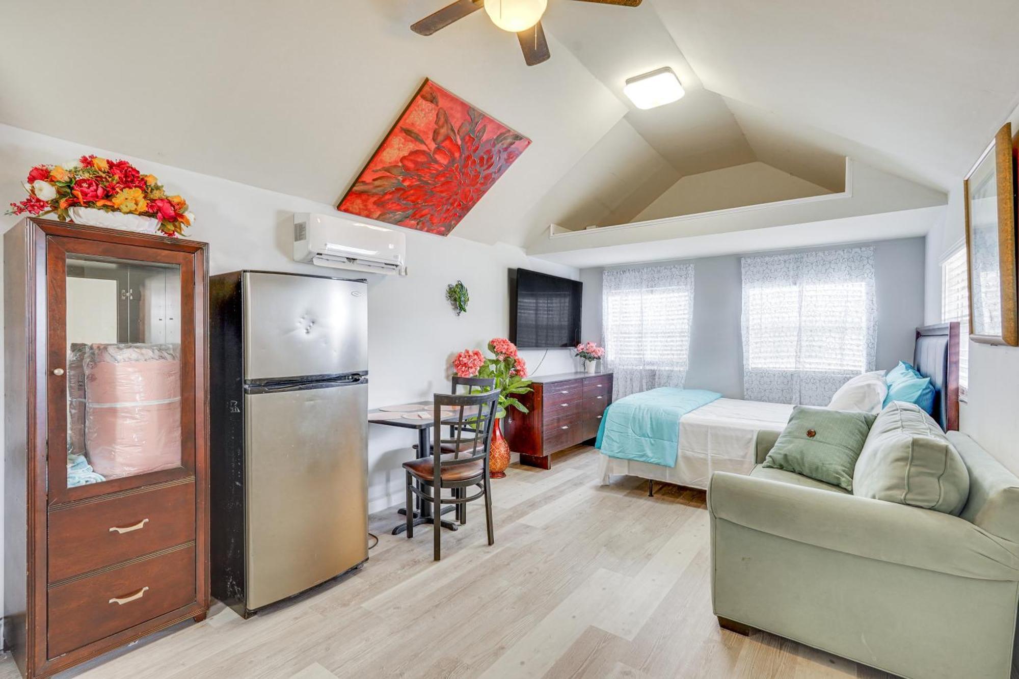 Lakefront Panama City Studio With Hot Tub Access Luaran gambar